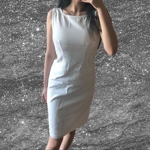 🔥 Hugo Boss White exposed zipper dress